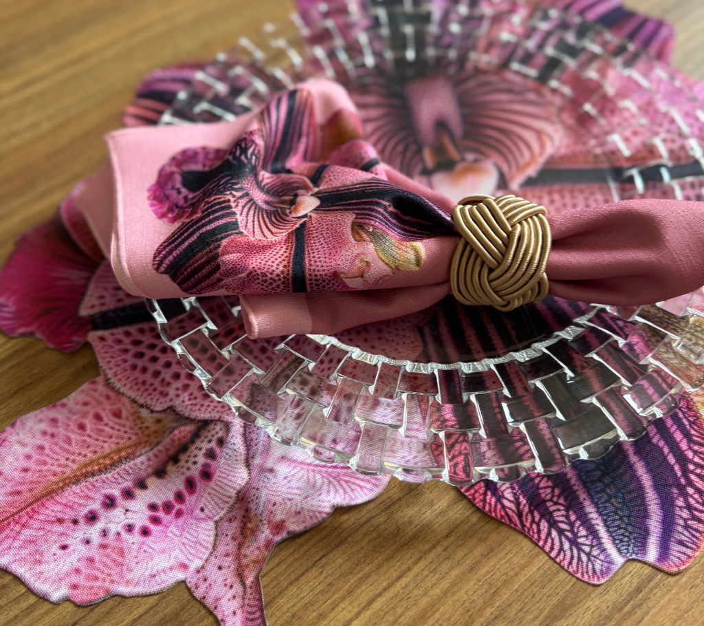 Individual troquelado en tela Orquidea Fucsia