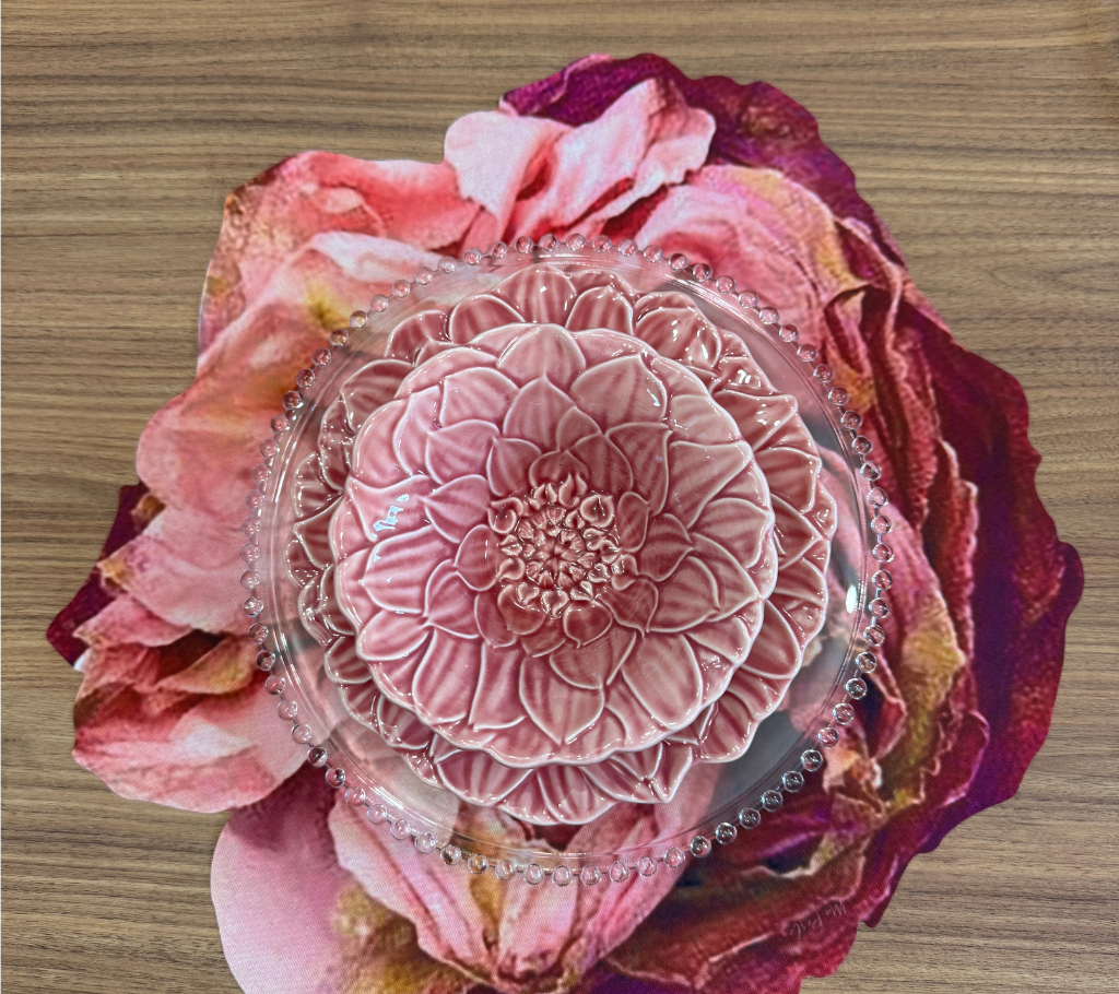 Individual troquelado redondo en tela Rosa