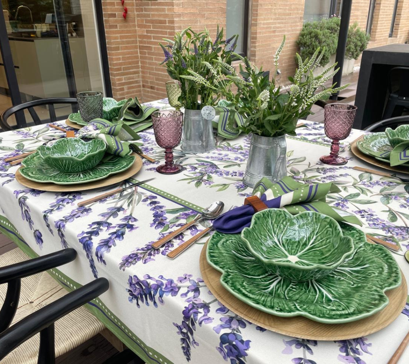 Mantel rectangular 12P en tela Lavanda