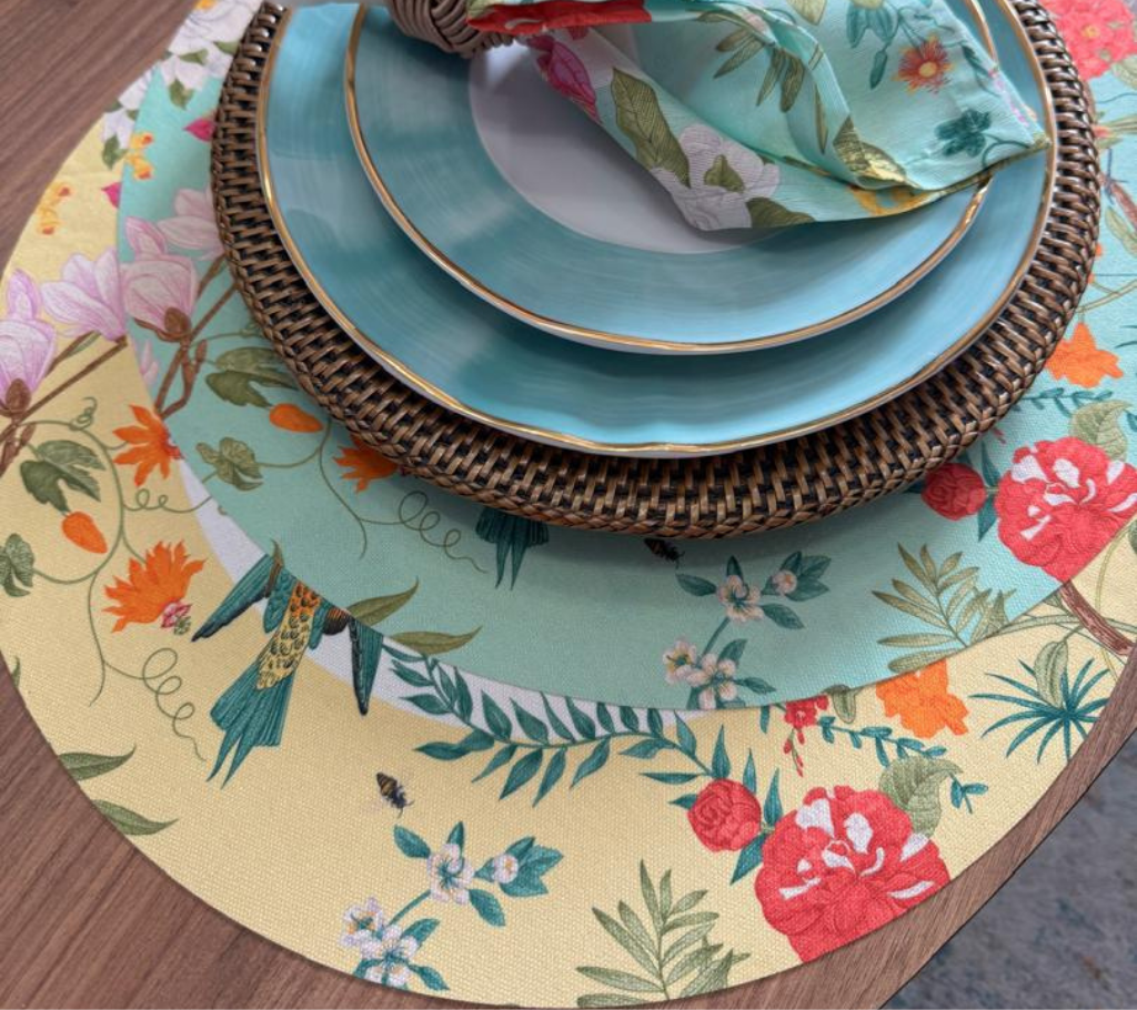 Individual troquelado redondo en tela Pájaros Borde Amarillo