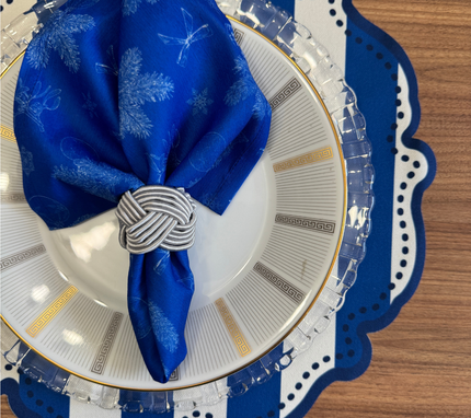 Individual troquelado redondo en tela Rayas AzulM/Blanco