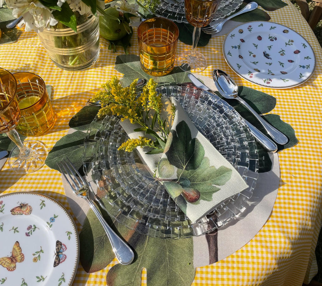 Individual troquelado redondo en tela Higos