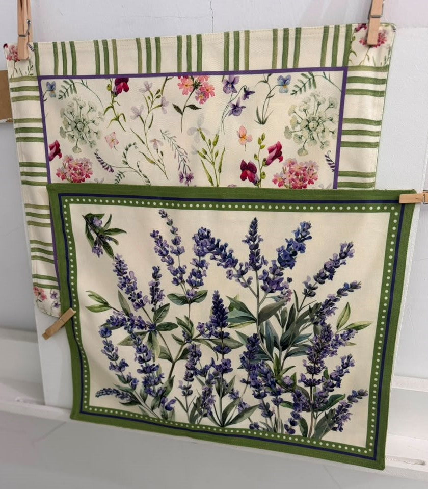 Individual reversible rectangular en tela Flores/Lavanda